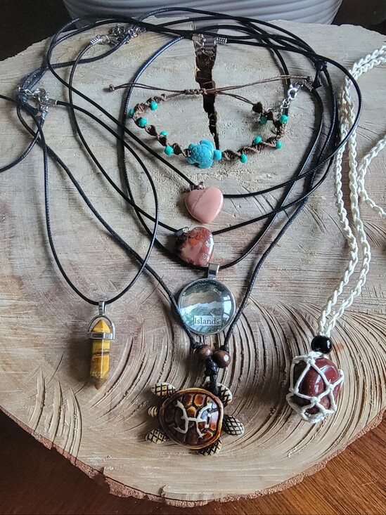 handcrafted Jewelry - Hancrafted Boho Mixed Stone Pendant Necklace Set